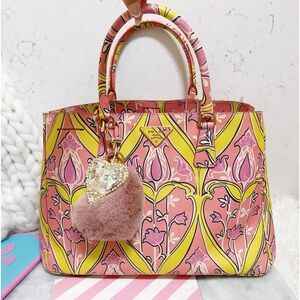 Authentic Prada RARE Limited Runway Edition
Saffiano Lux Stampata Gardeners Tote